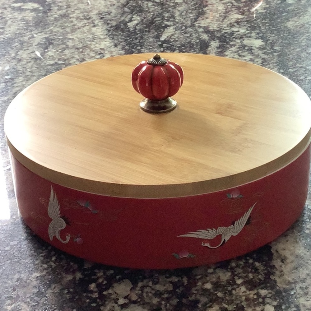 Round Red Ceramic Decorative Box with Bamboo Lid